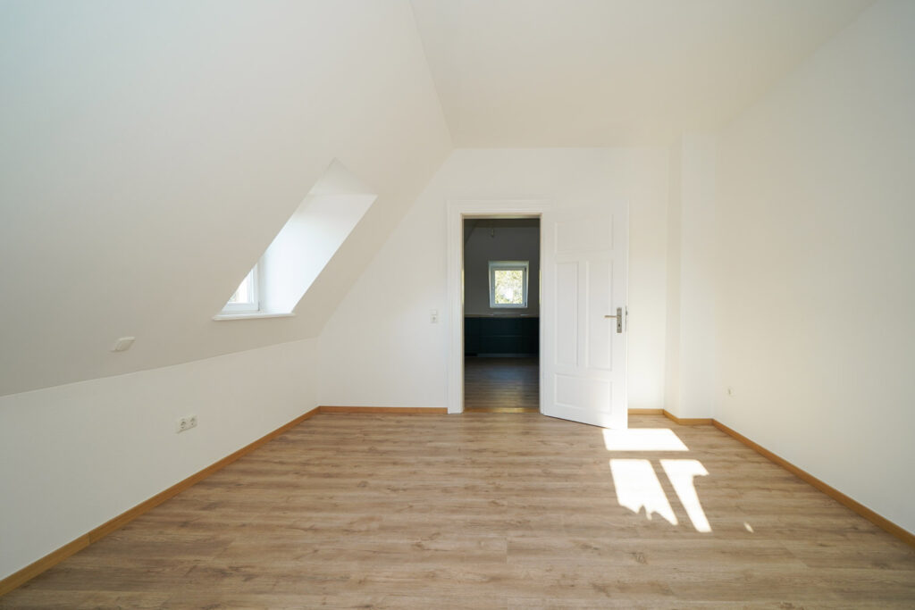 Schlafzimmer-Beispiel DG (Maisonette)