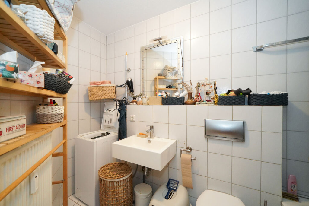 Bad mit Wanne