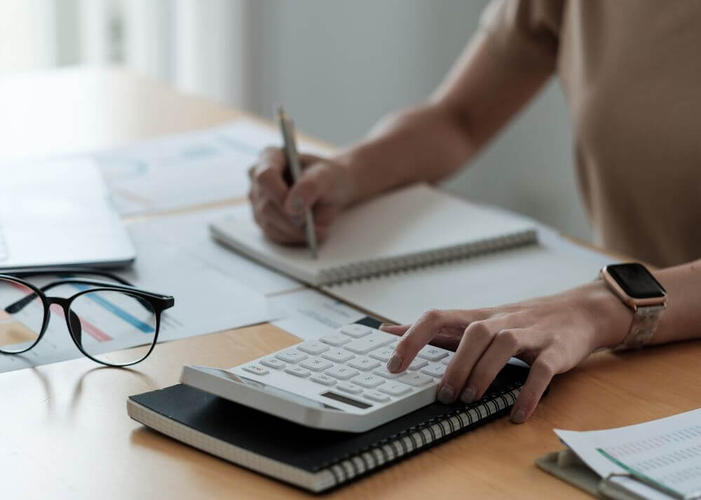 Immobilienwert-ermitteln-Fehler Eigentümer beim Immobilienwert ermitteln - Fehler, die passieren können